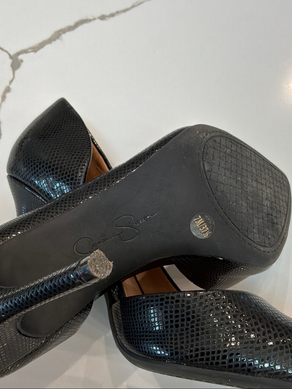 Jessica Simpson Size 7M Black Snakeskin-Texture Pointed Toe Pumps Heels - Picture 6 of 12